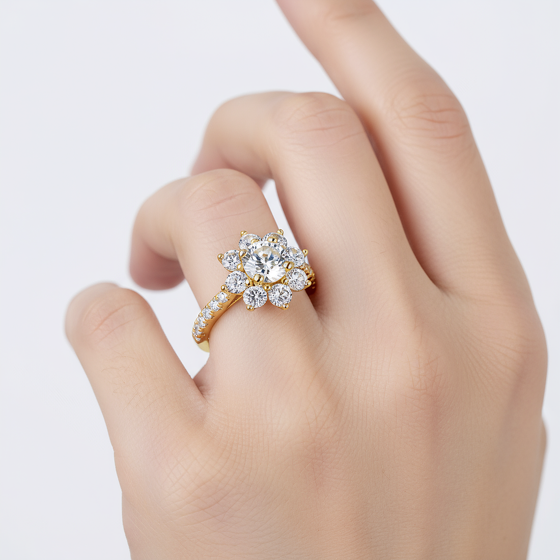 The Grand Fleur Ring